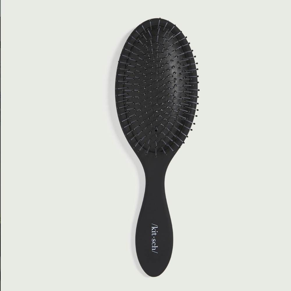 KITSCH Consciously Created Wet/Dry Brush